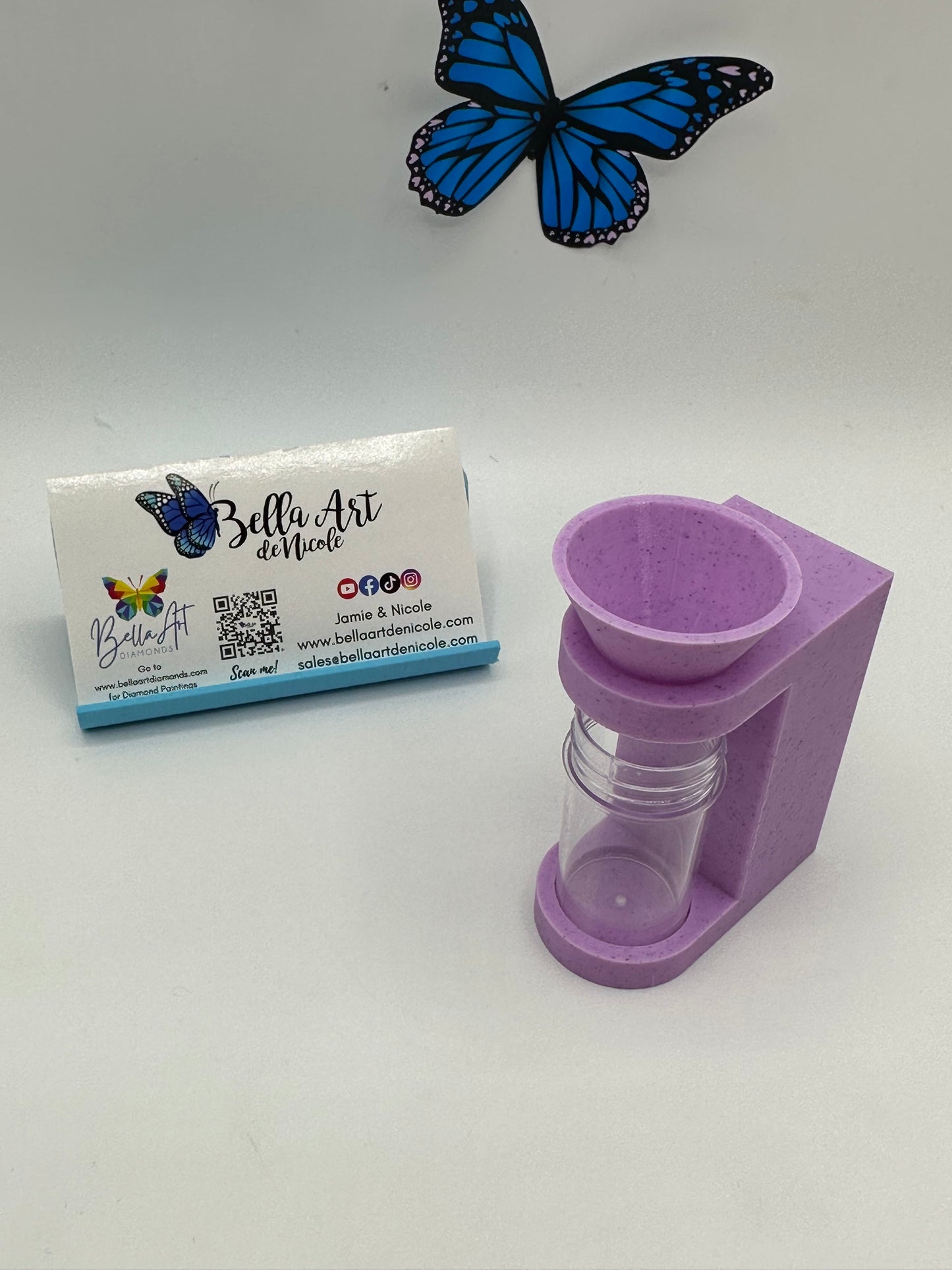 Hands Free Diamond Painting Funnel for Round Containers