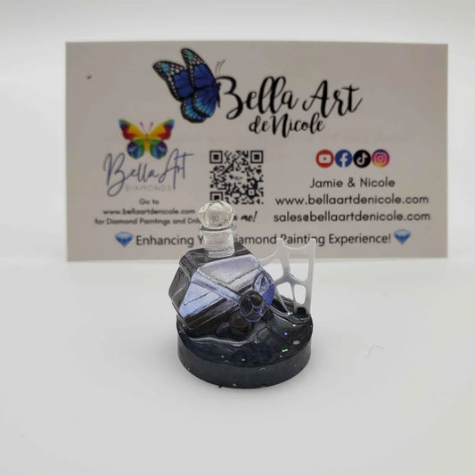 Cute Potion Bottles in Resin - Spooky Coverminders
