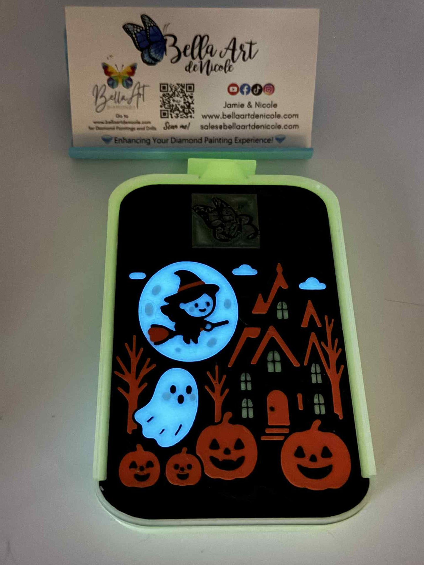 2.2/3.2 Haunted House Party Diamond Painting Drill Trays