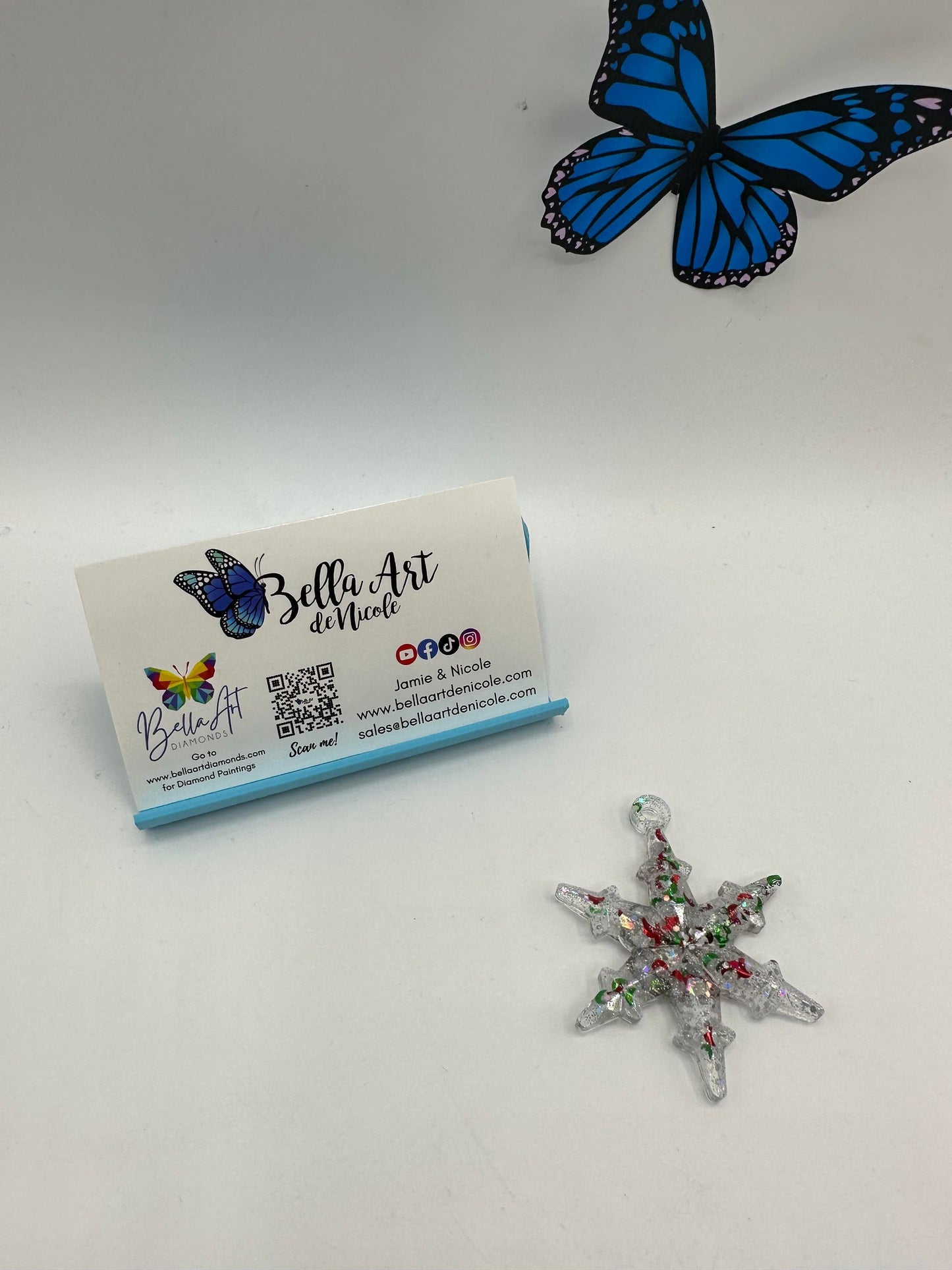 NEW Snowflake and Christmas Bows Coverminders