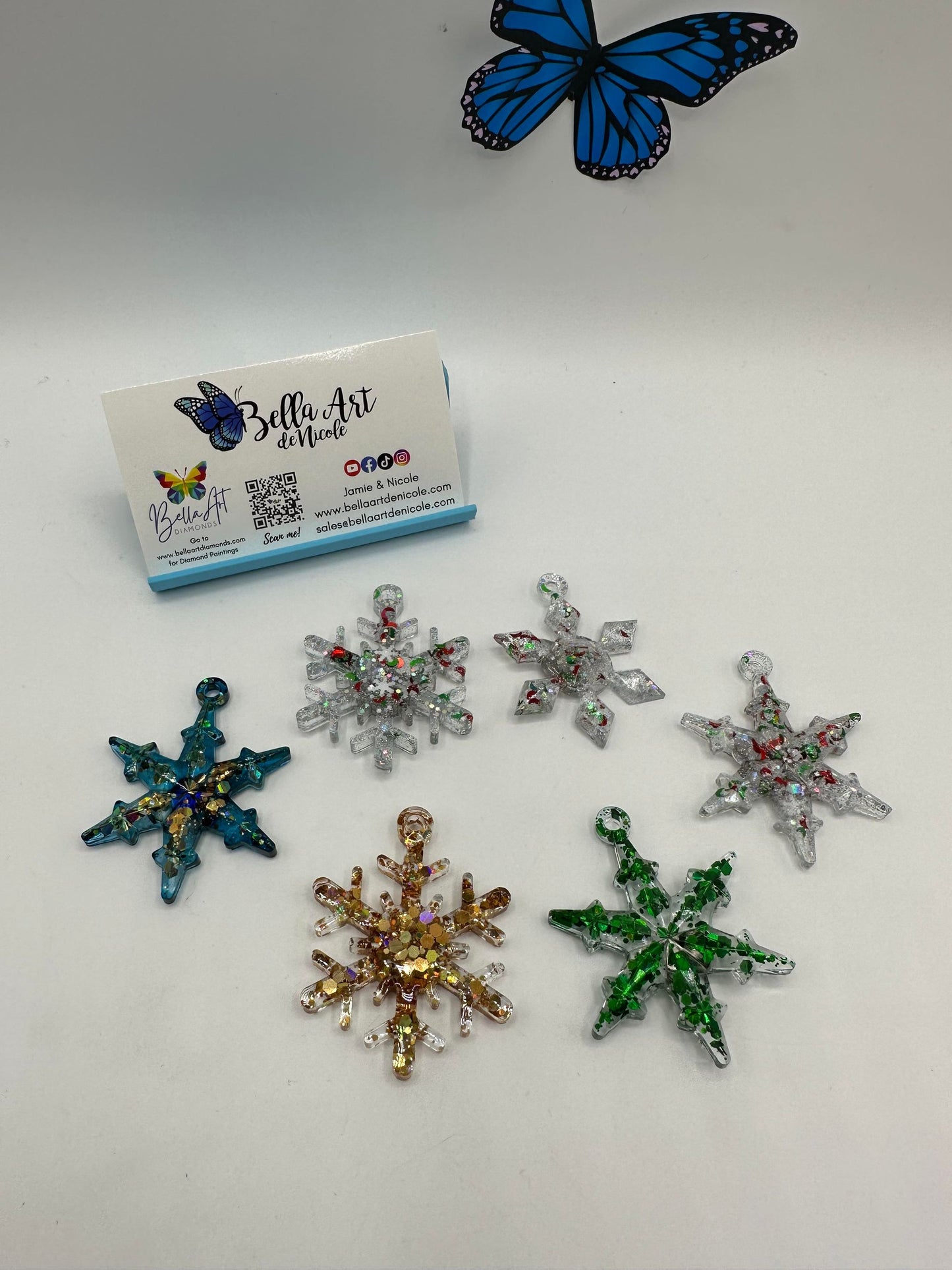 NEW Snowflake and Christmas Bows Coverminders