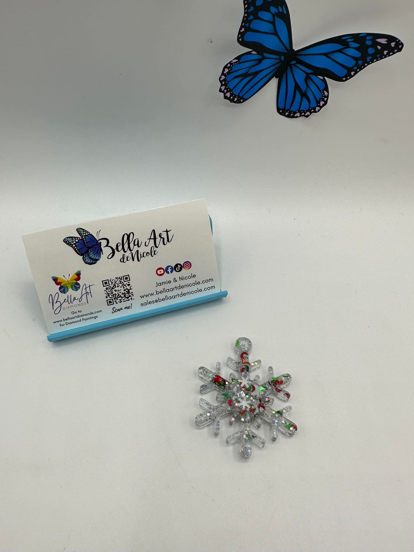 NEW Snowflake and Christmas Bows Coverminders