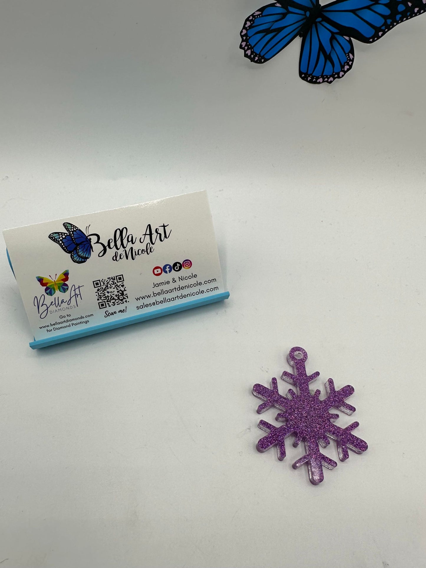 NEW Snowflake and Christmas Bows Coverminders