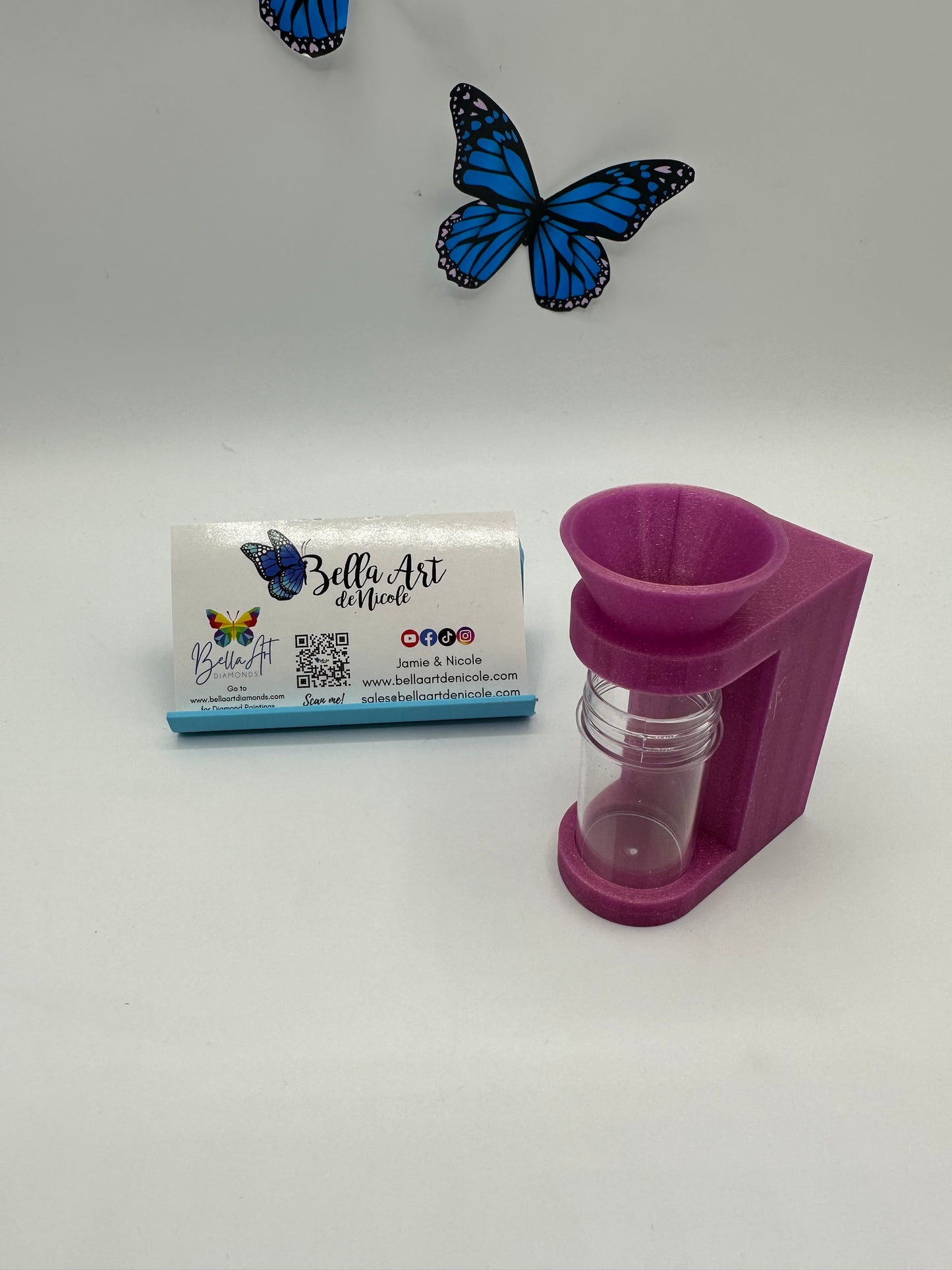 Hands Free Diamond Painting Funnel for Round Containers