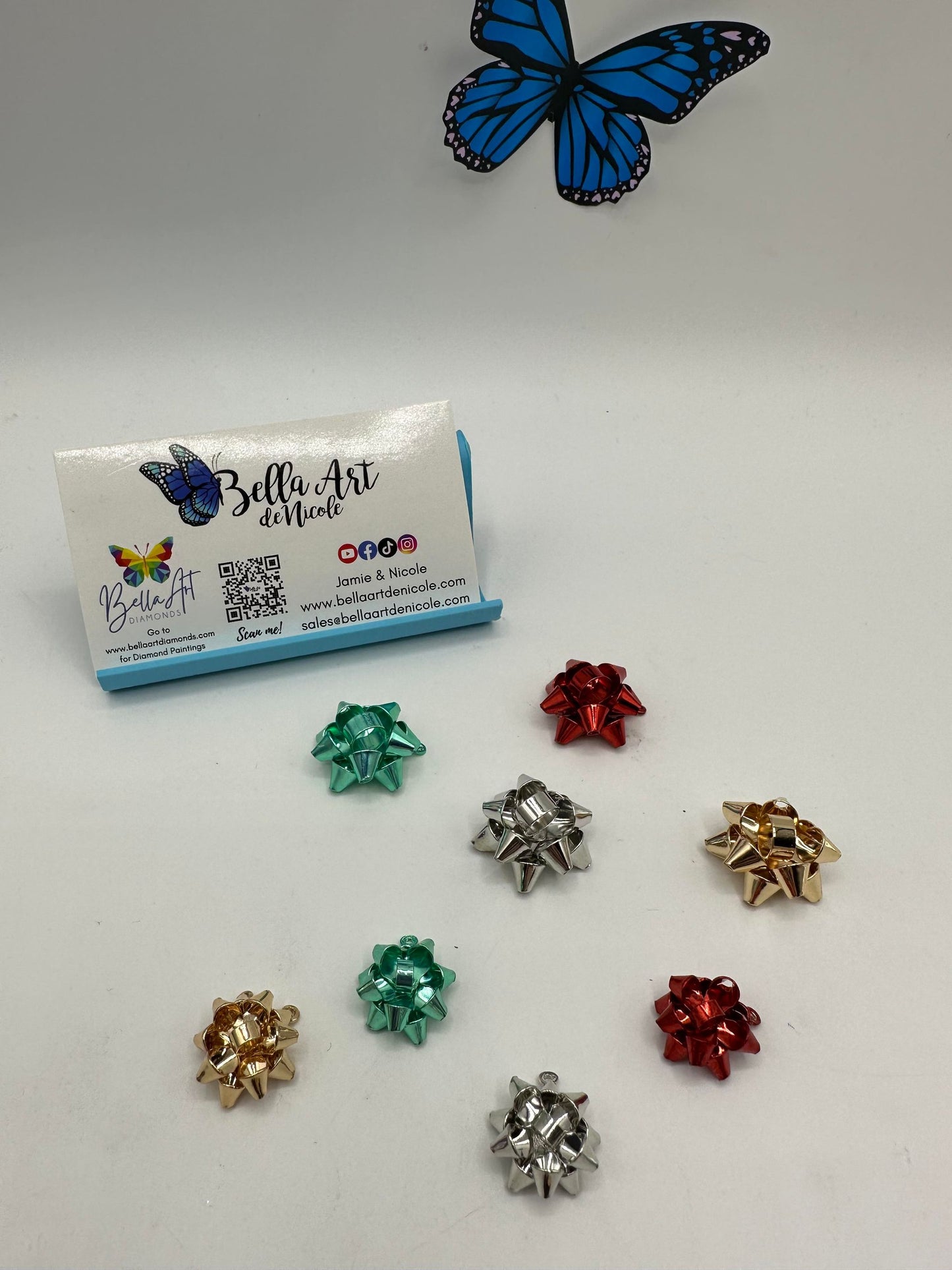 NEW Snowflake and Christmas Bows Coverminders