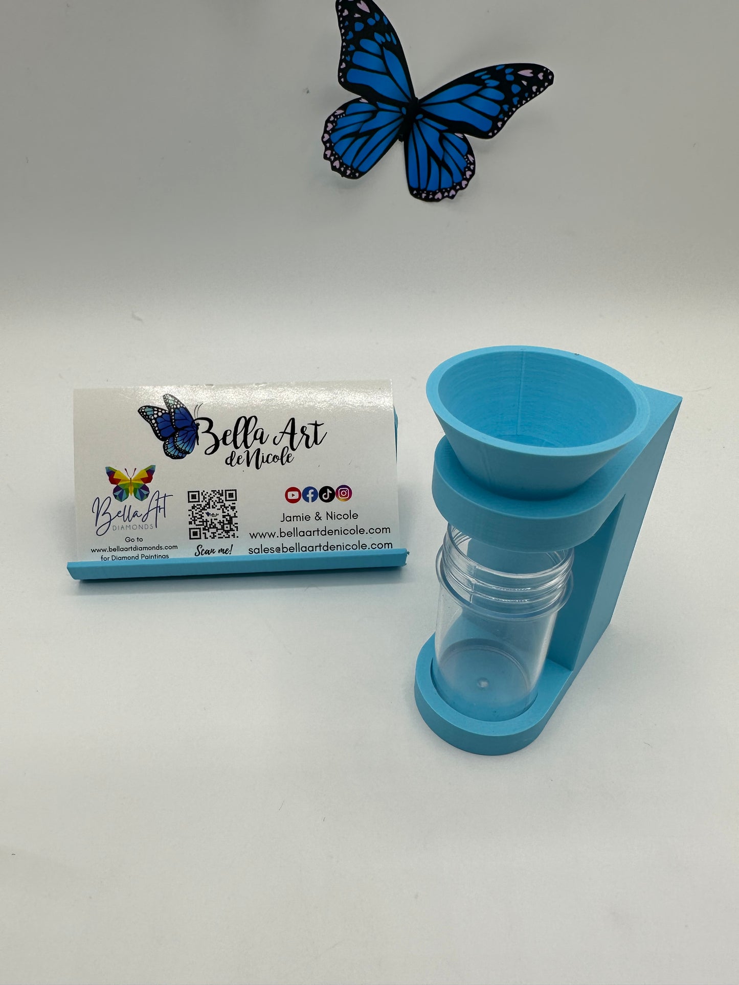 Hands Free Diamond Painting Funnel for Round Containers