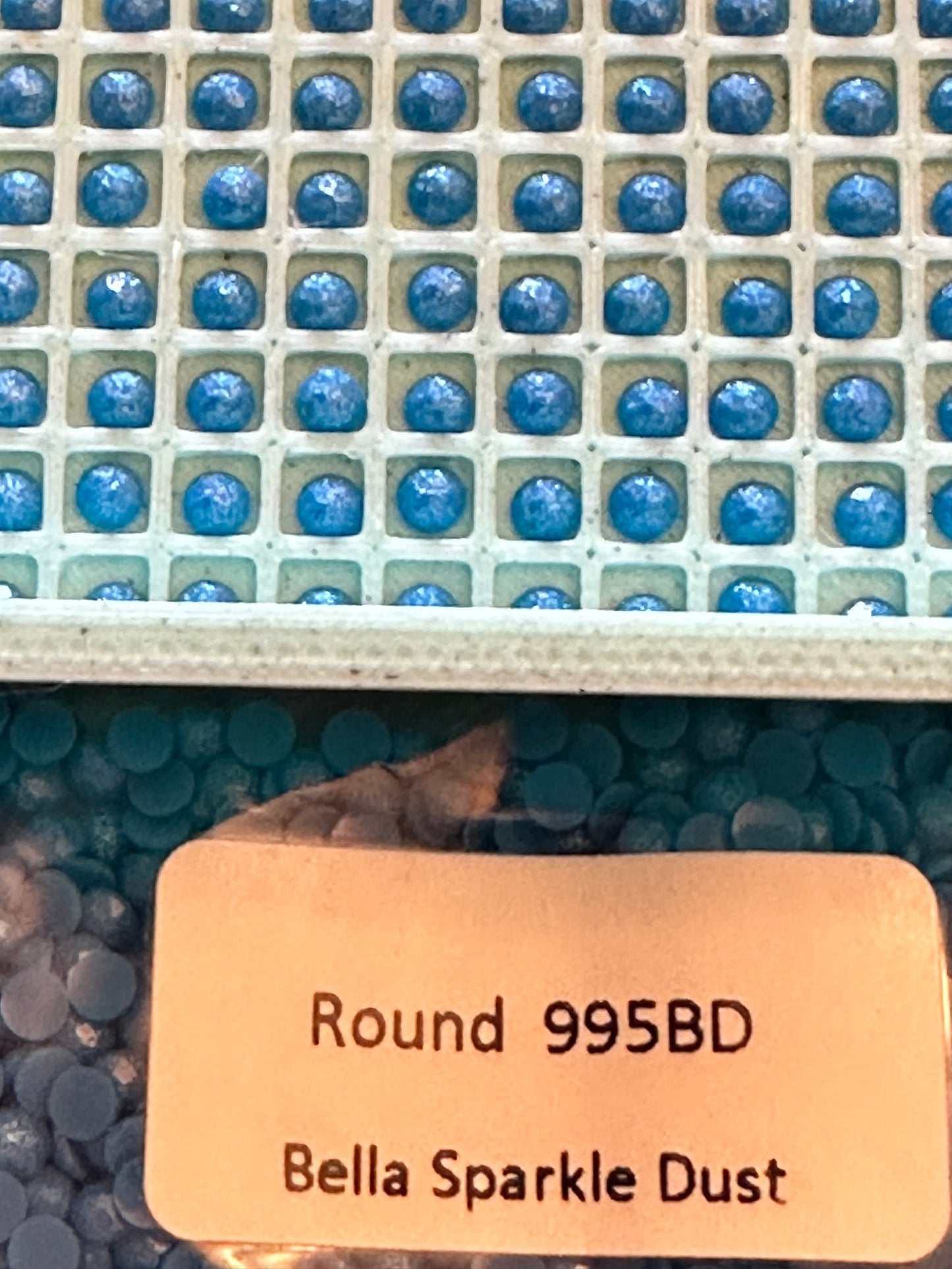 Round Bella Sparkle Dust Diamond Painting Drills in 10 gram bags