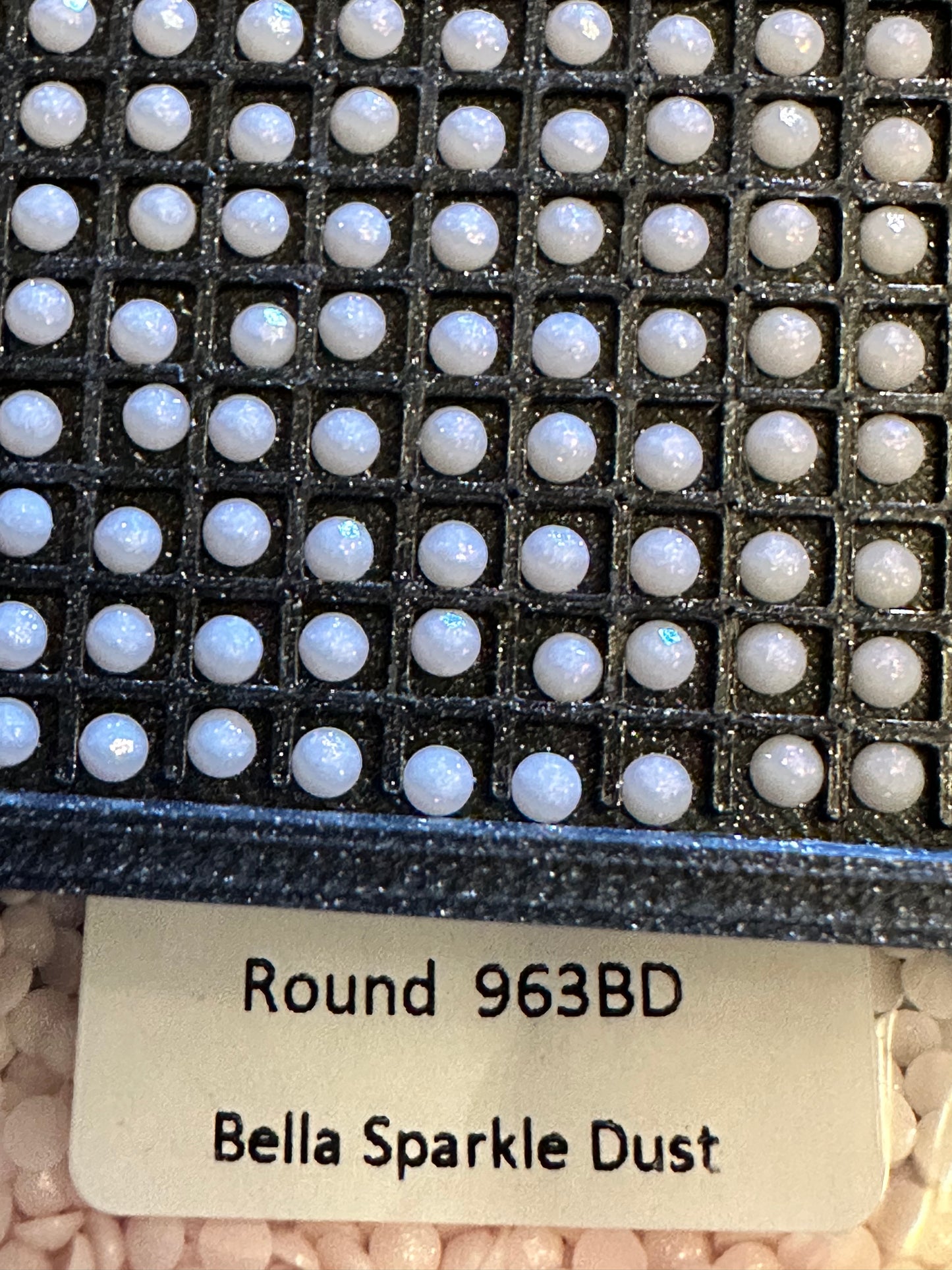 Round Bella Sparkle Dust Diamond Painting Drills in 10 gram bags
