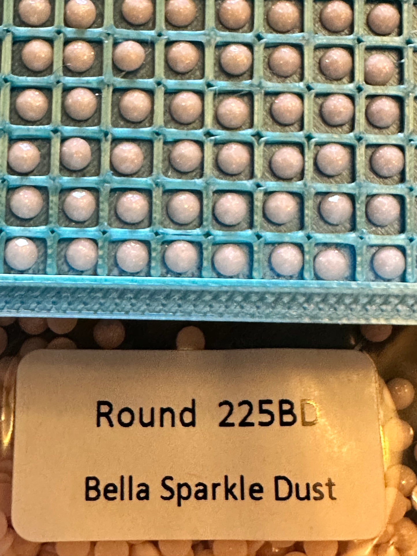 Round Bella Sparkle Dust Diamond Painting Drills in 10 gram bags