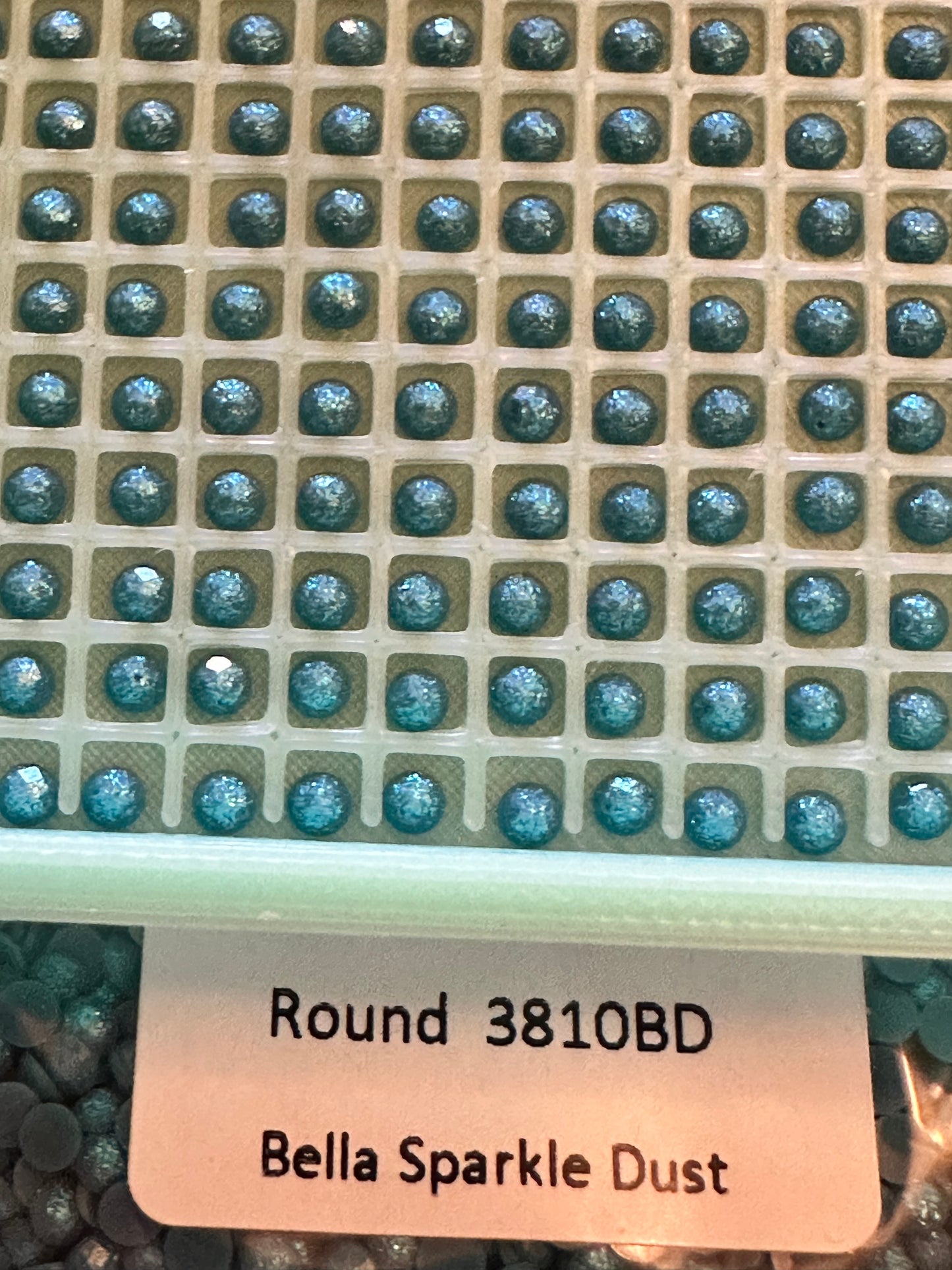Round Bella Sparkle Dust Diamond Painting Drills in 10 gram bags