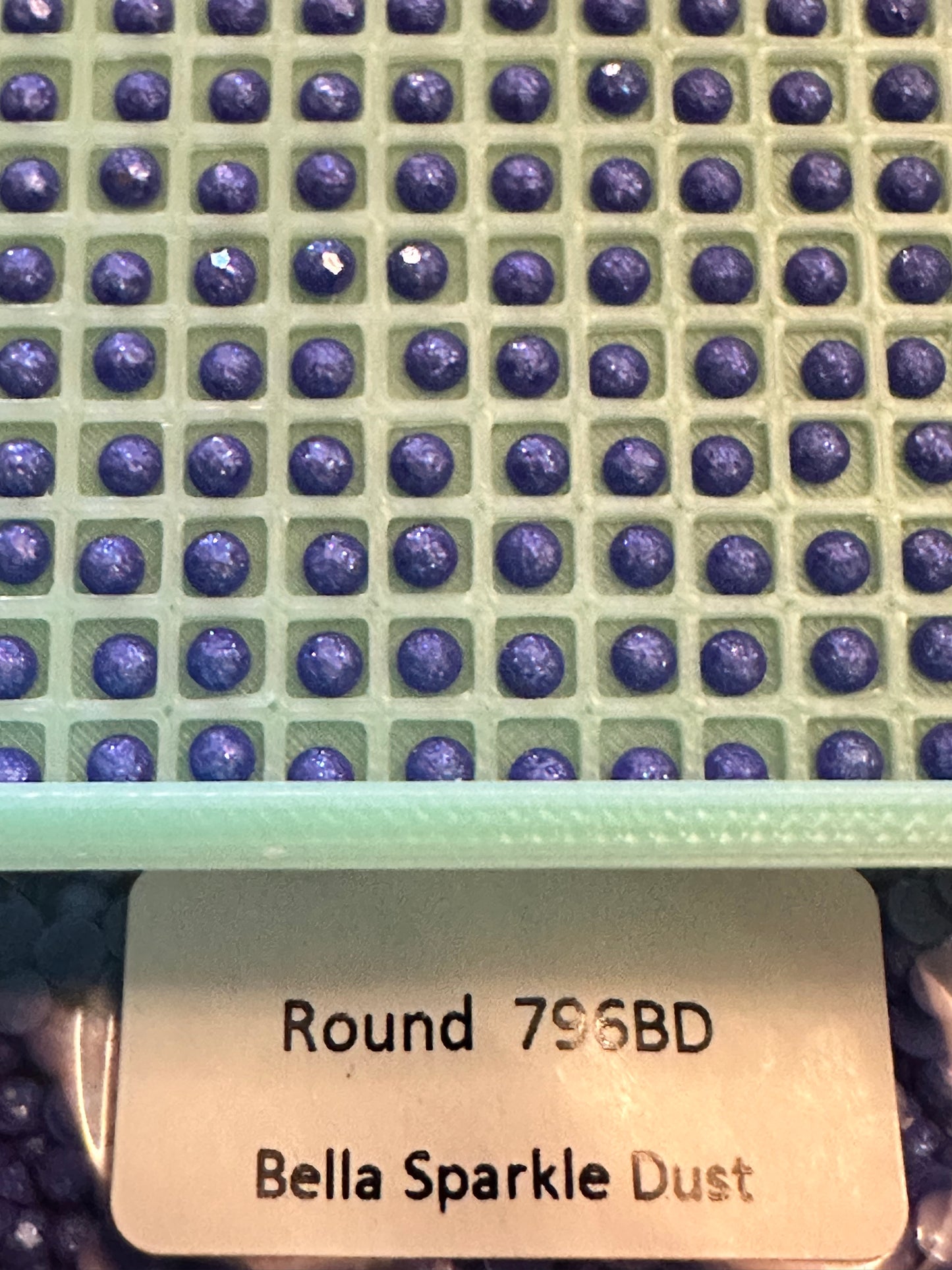 Round Bella Sparkle Dust Diamond Painting Drills in 10 gram bags