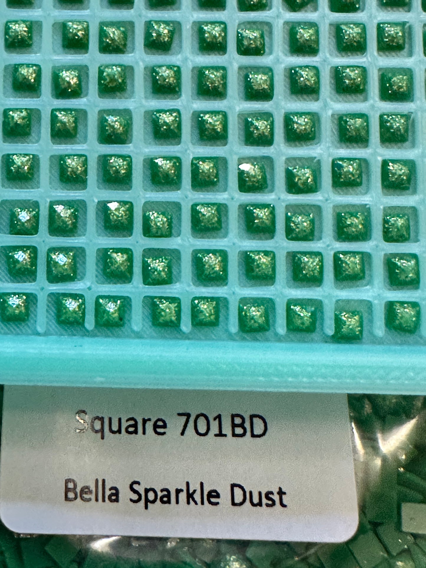 Square Bella Sparkle Dust Diamond Painting Drills in 10 gram bags