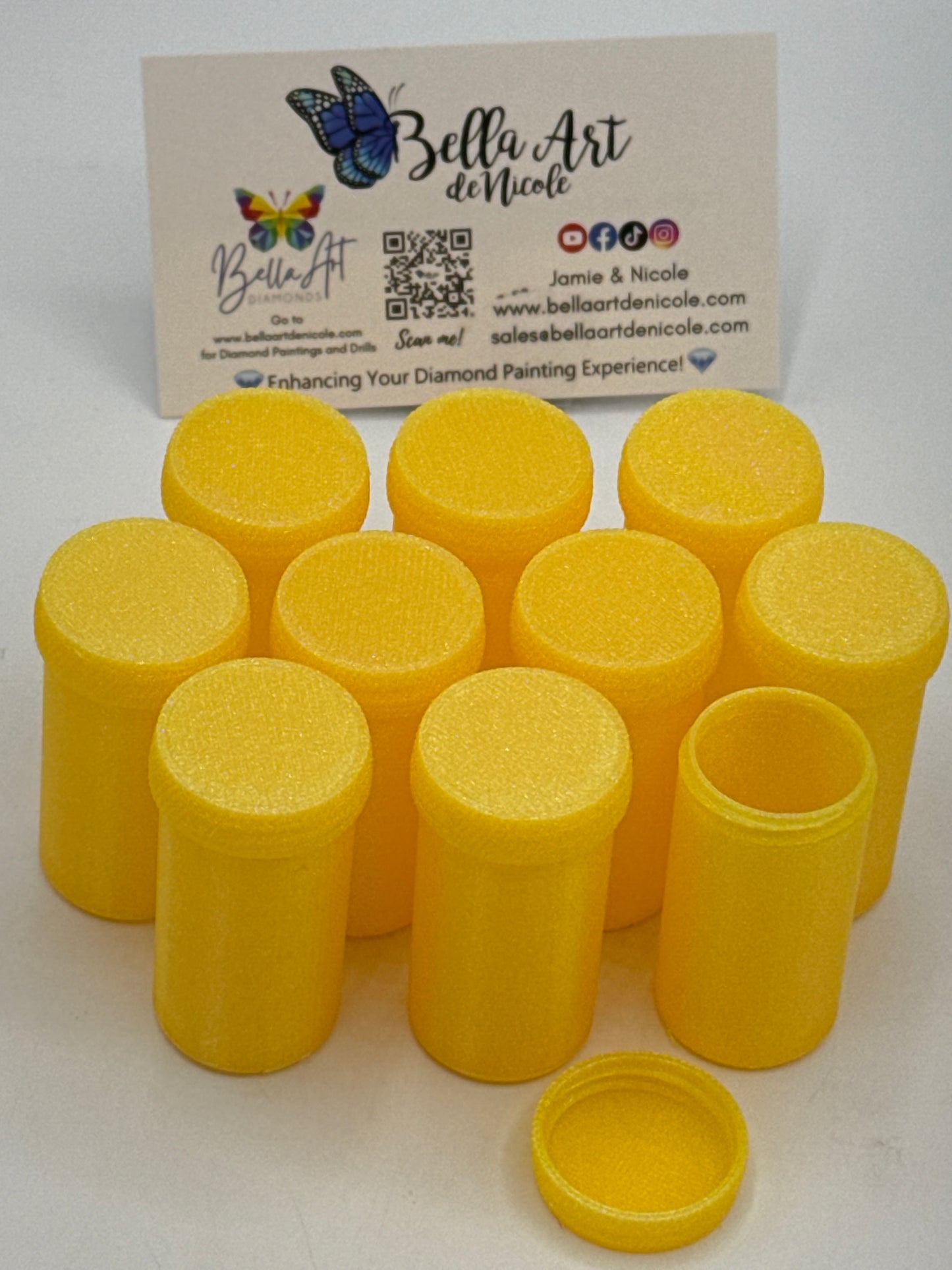 NEW 10 Round Containers