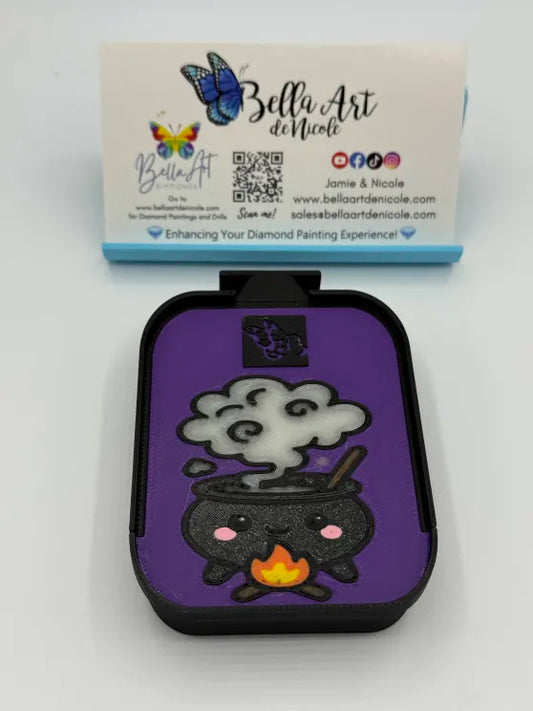 2.2/3.2 Happy Cauldron Diamond Painting Drill Trays