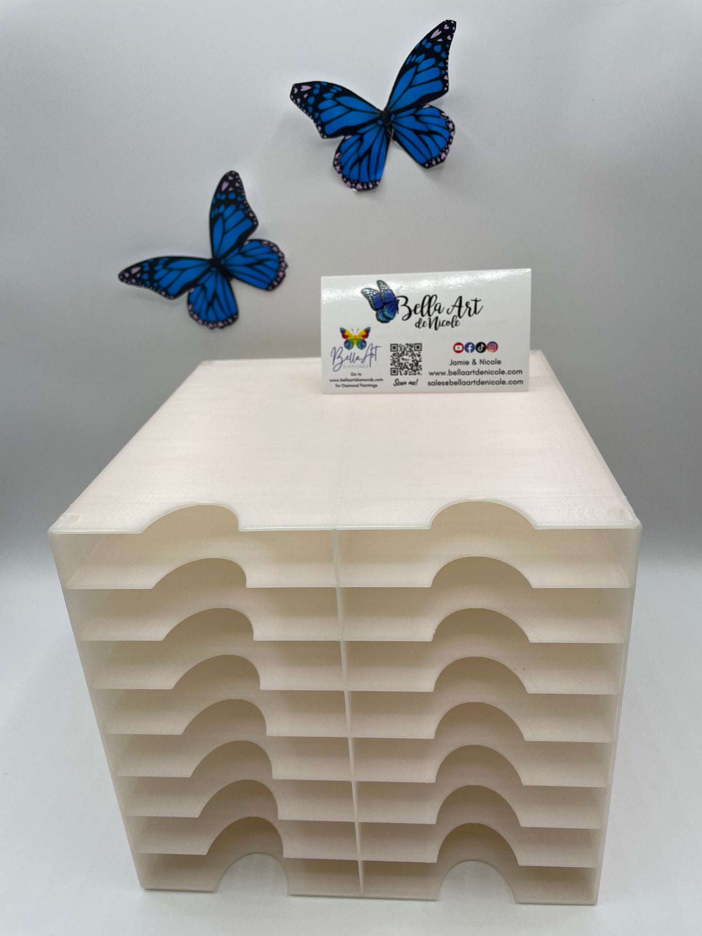 16 Slot Multitower for Bella Art de Nicole 3 Divider & Thingiverse Diamond Painting Trays