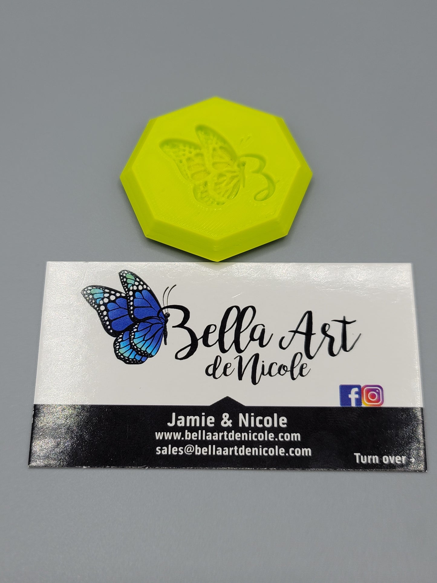 Mini Bella Cover Minder
