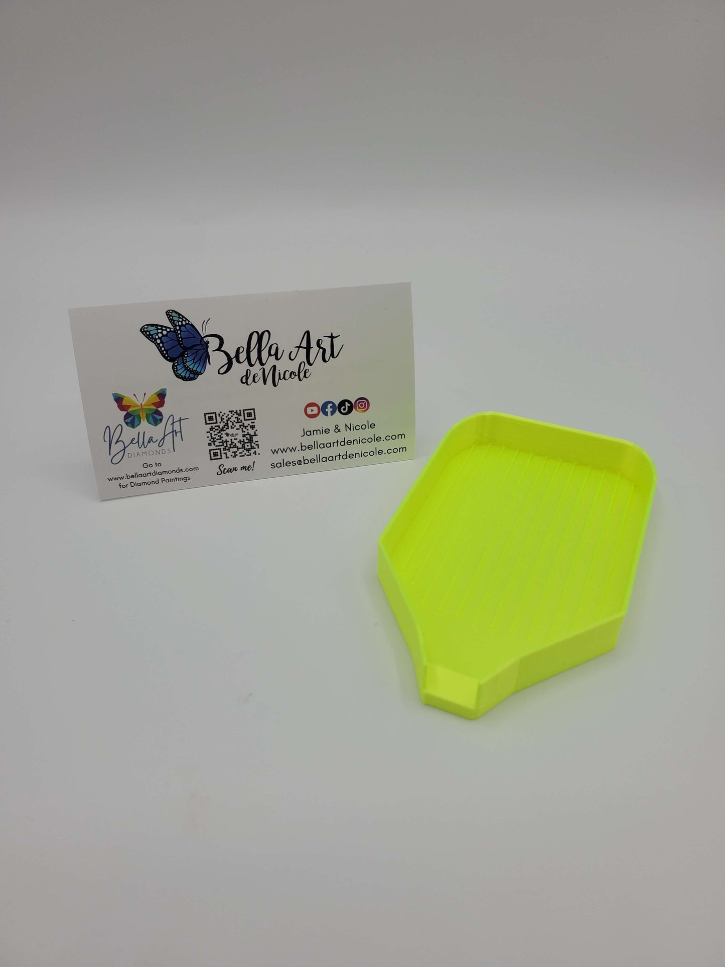 Bella Essential Tray