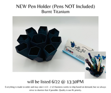 Load image into Gallery viewer, Flower Pen Holder
