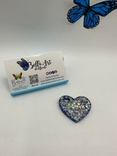 Load image into Gallery viewer, Resin Heart Coverminders
