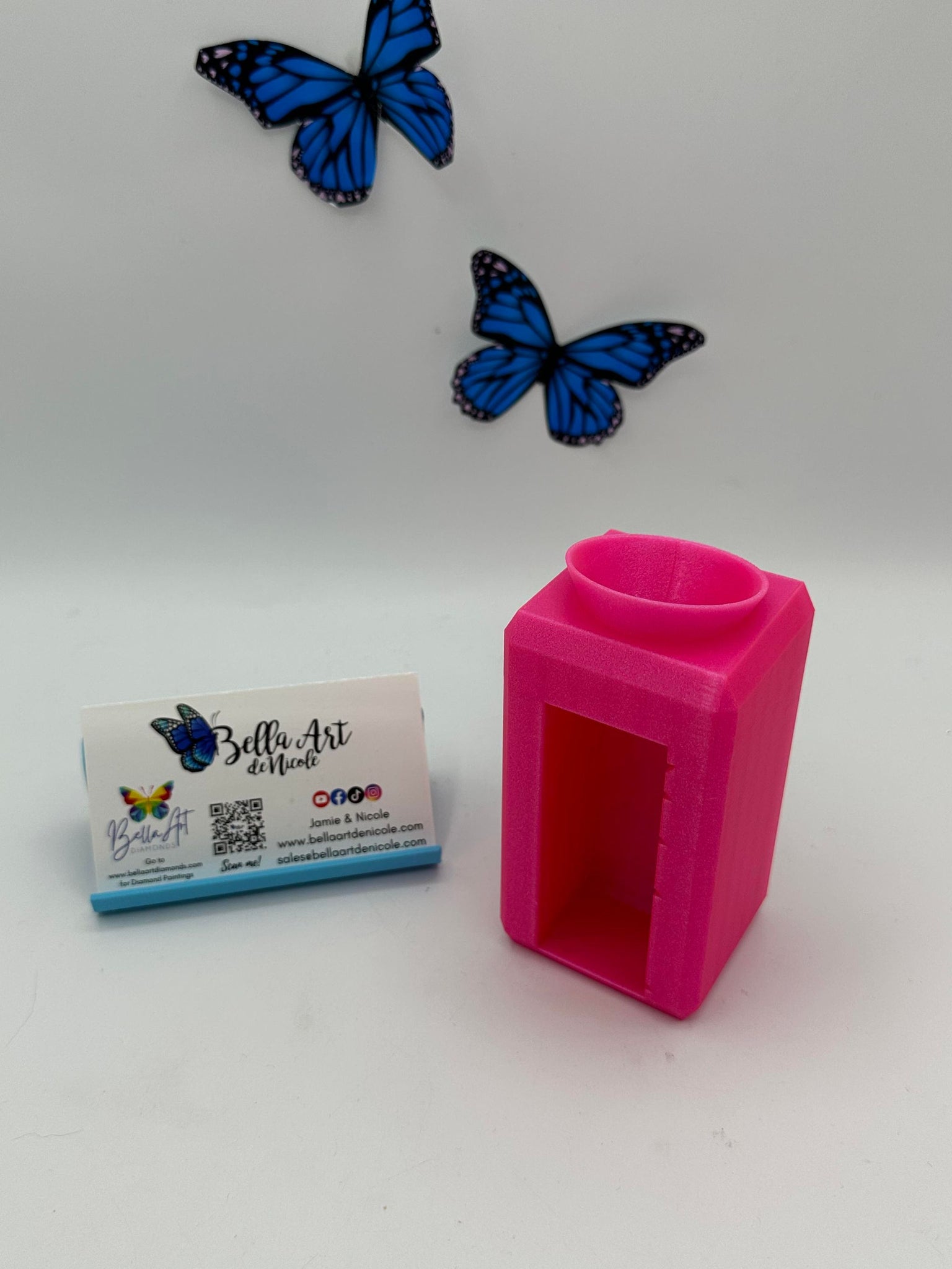 Butterfly Round Case with Diamond Painting Tools and Storage Pots