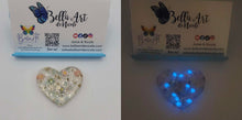 Load image into Gallery viewer, Resin Heart Coverminders

