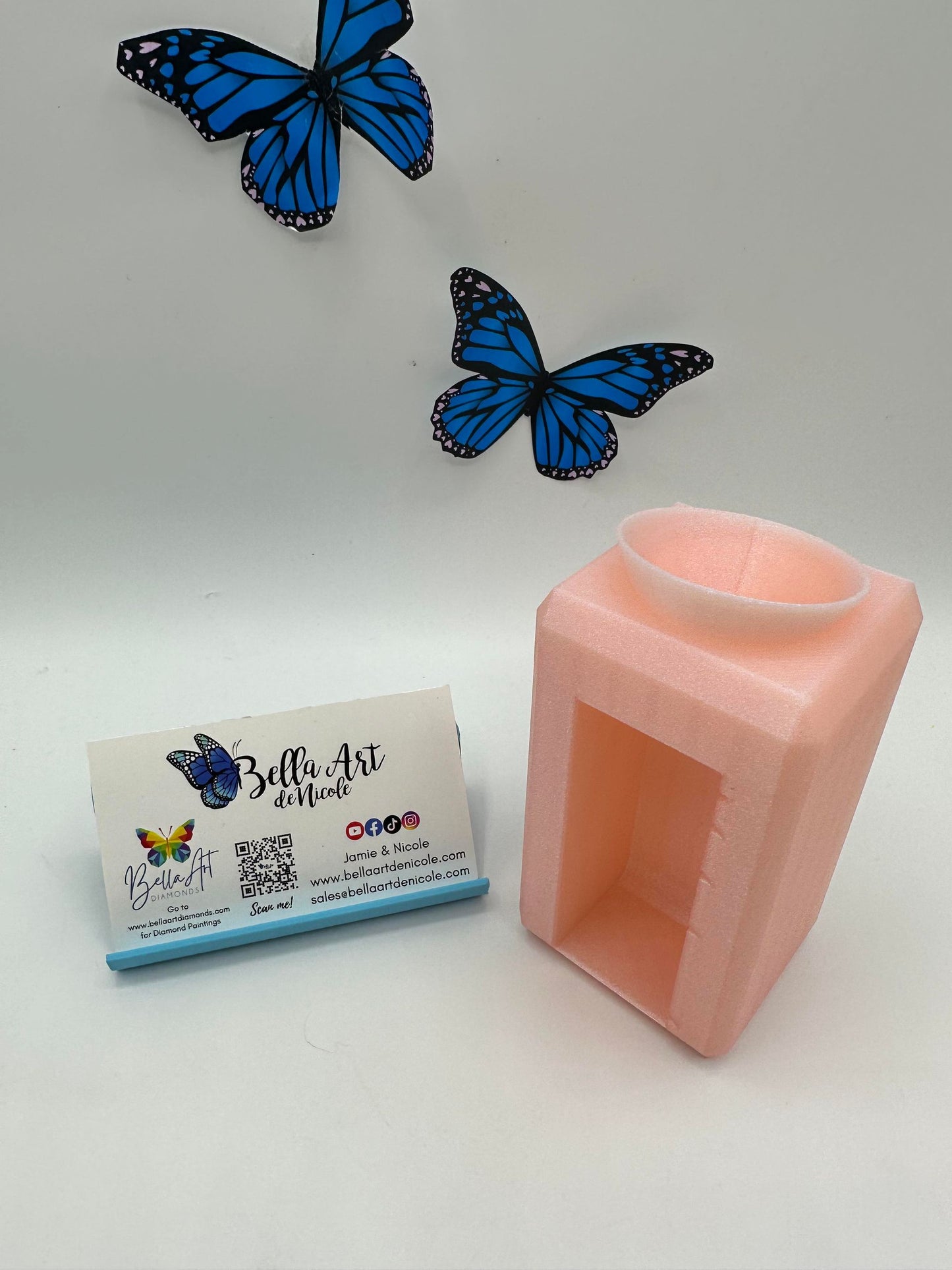 Hands Free Diamond Painting Funnel for Elizabeth Ward Storage Containers