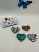 Load image into Gallery viewer, Resin Heart Coverminders
