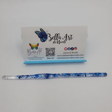Load image into Gallery viewer, Resin Crochet Hooks
