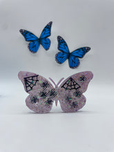 Load image into Gallery viewer, Resin Butterfly Coverminder
