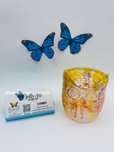 Load image into Gallery viewer, Resin Pen Holders
