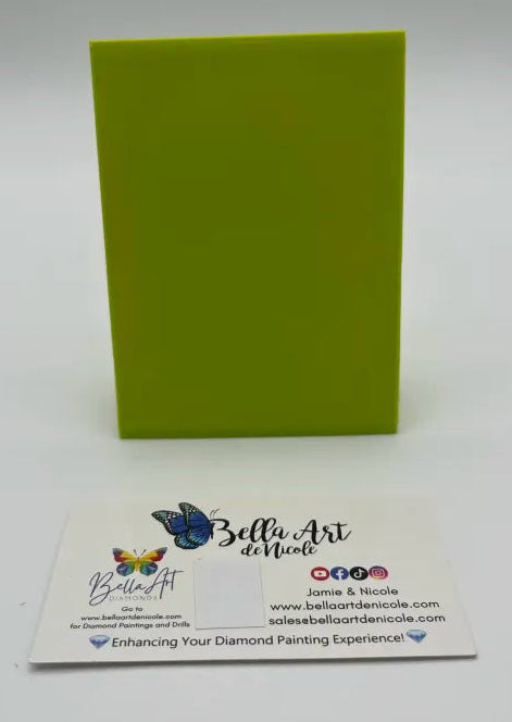 Magnetic Diamond Painting WIP & Coverminder Display Stand