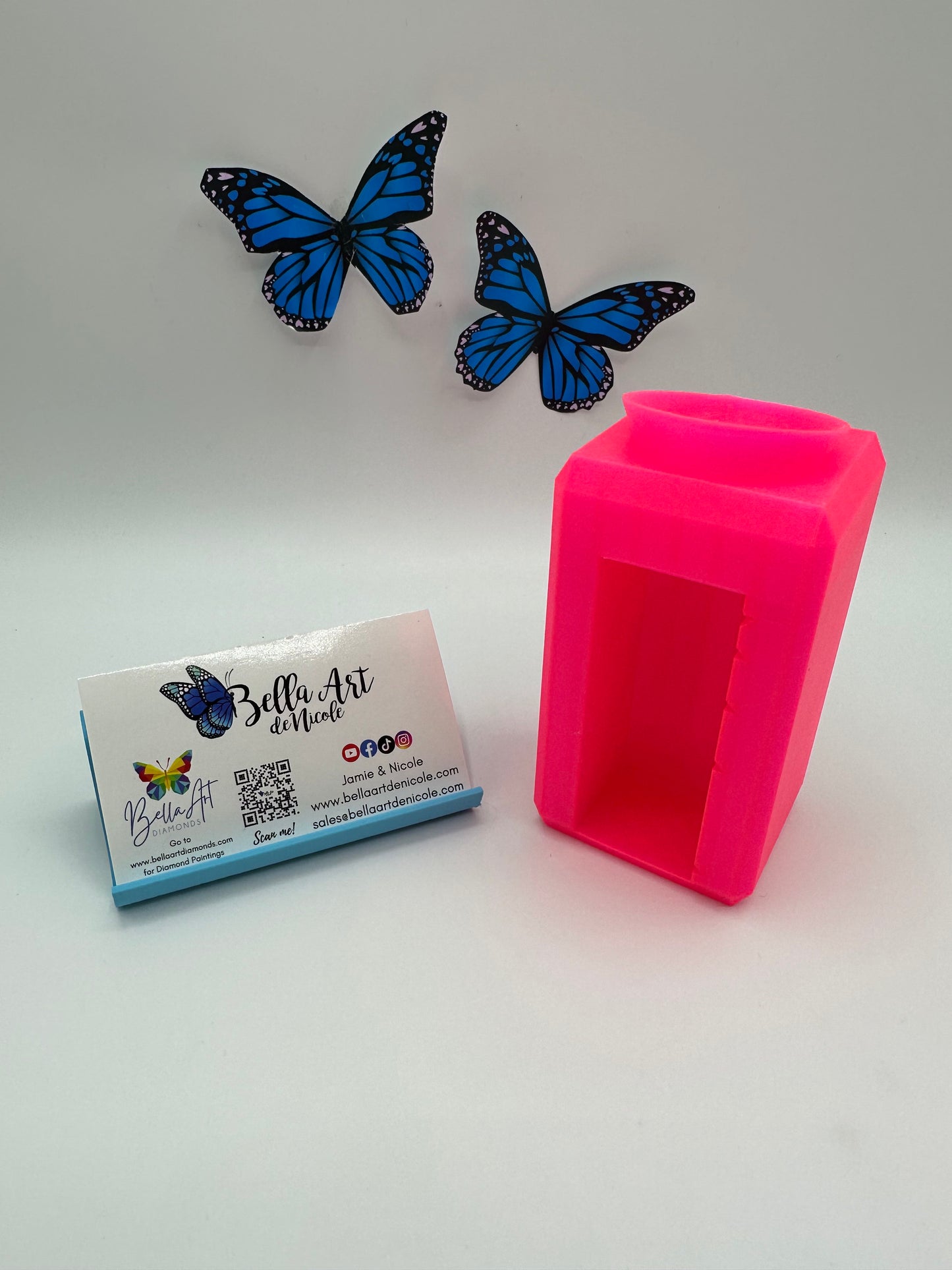 Hands Free Diamond Painting Funnel for Elizabeth Ward Storage Containers
