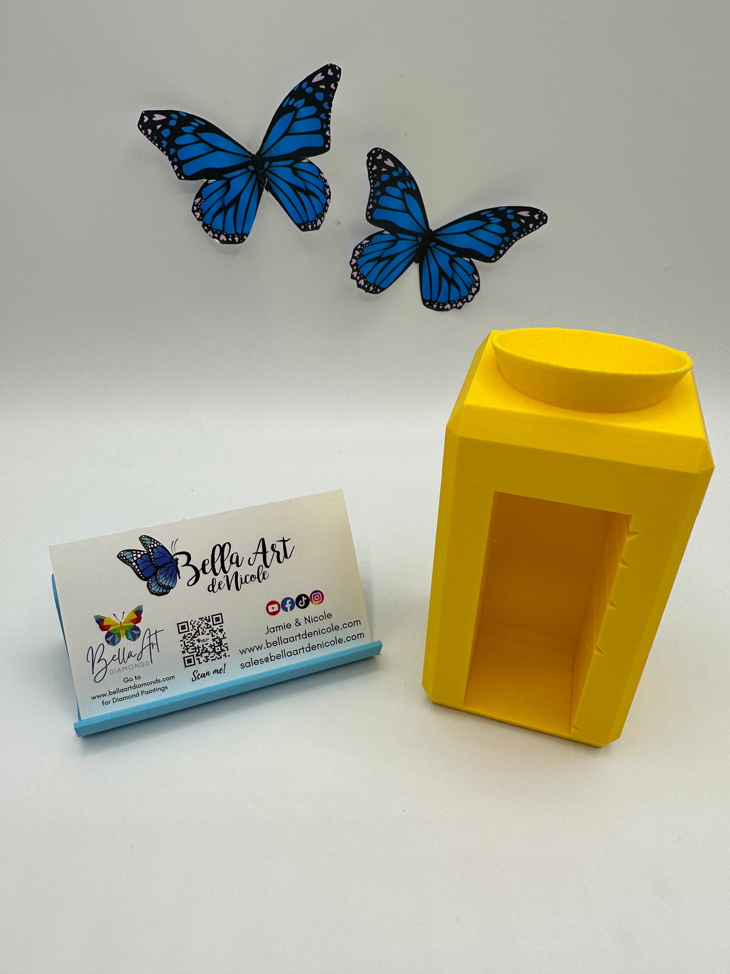 Hands Free Diamond Painting Funnel for Elizabeth Ward Storage Containers