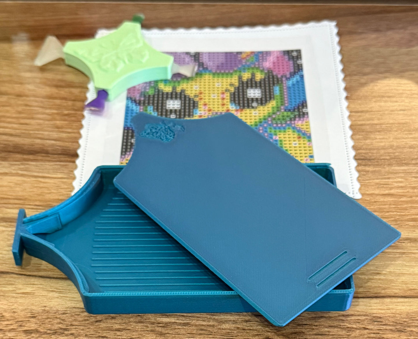 NEW Bella Diamond Painting Drill Trays with Lid