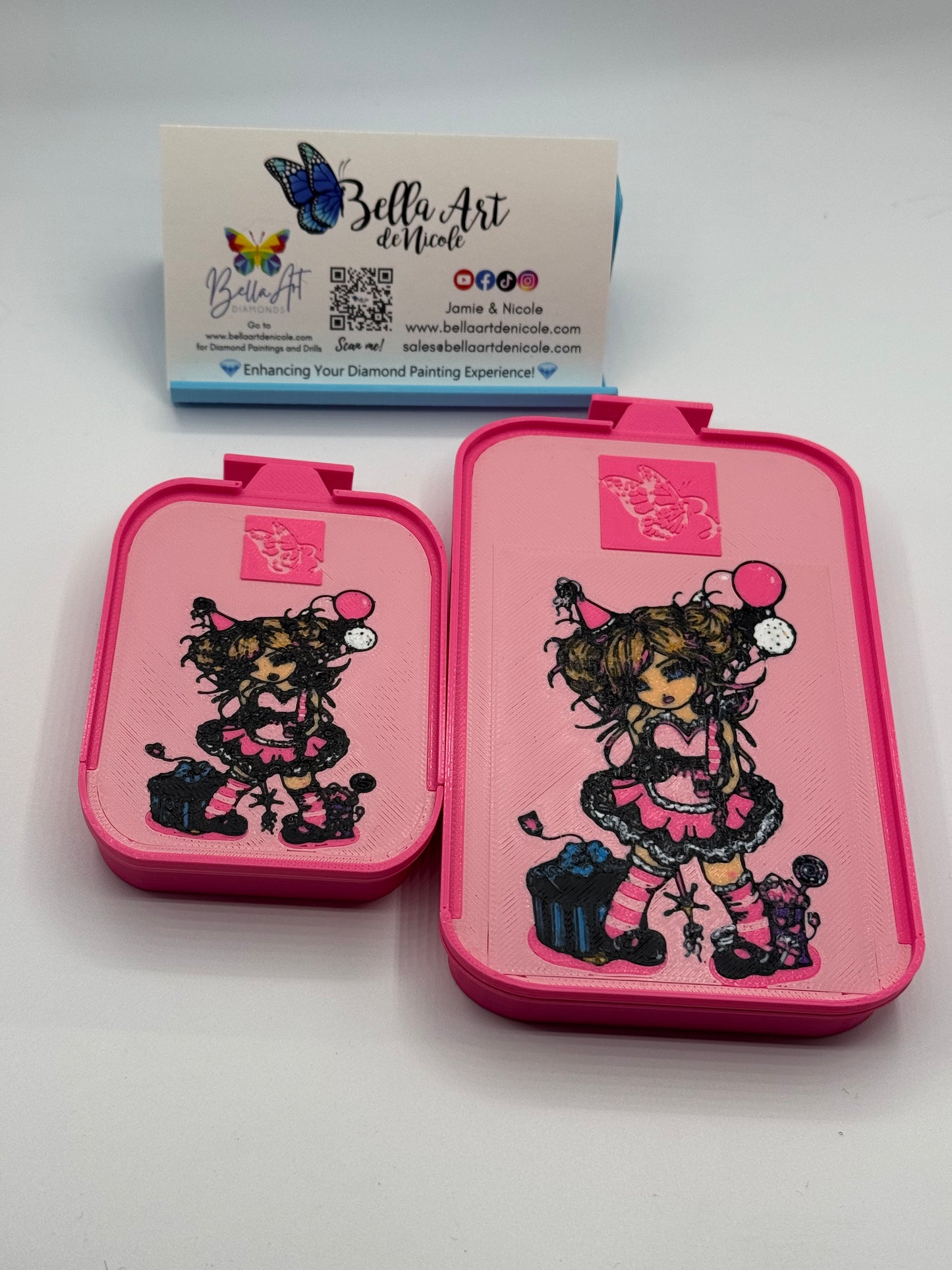 NEW 2.2/3.2 Licensed Artist Hannah Lynn Diamond Painting Stackable Drill Trays