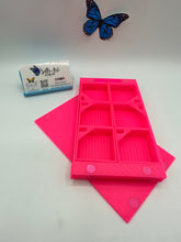 Load image into Gallery viewer, NEW Wonder Tray for Diamond Painting with removable Mini-trays and lid
