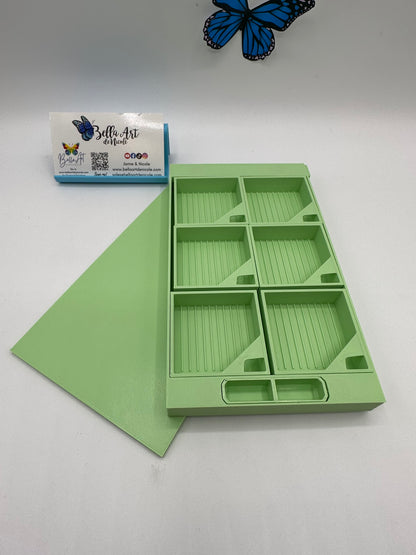 Wonder Tray for Diamond Painting with removable Mini-trays and lid