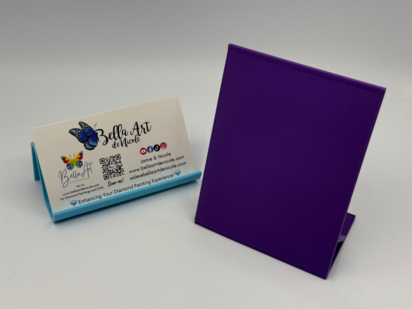 Magnetic Diamond Painting WIP & Coverminder Display Stand