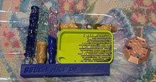Load image into Gallery viewer, Bella-Minder for Diamond Painting Pens/Tweezers and Trays
