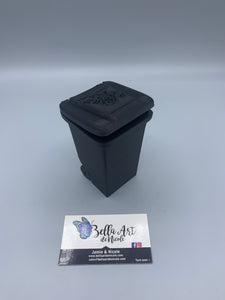Tiny Trash Can