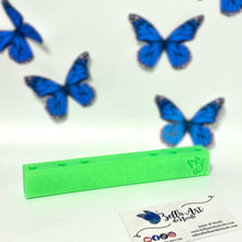 Load image into Gallery viewer, Bella-Minder for Diamond Painting Pens/Tweezers and Trays
