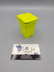 Tiny Trash Can