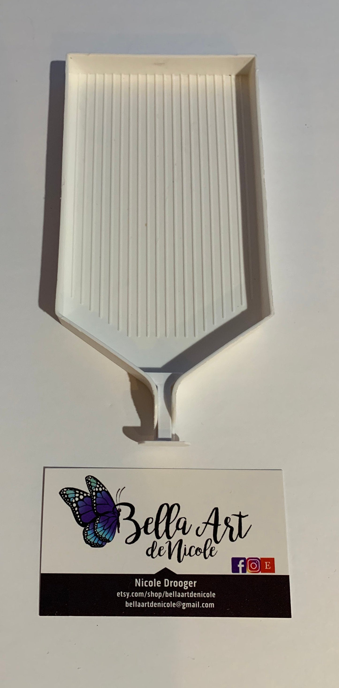 Stoppers for 16.5cm x 8.5cm Diamond Painting White Trays With Spout